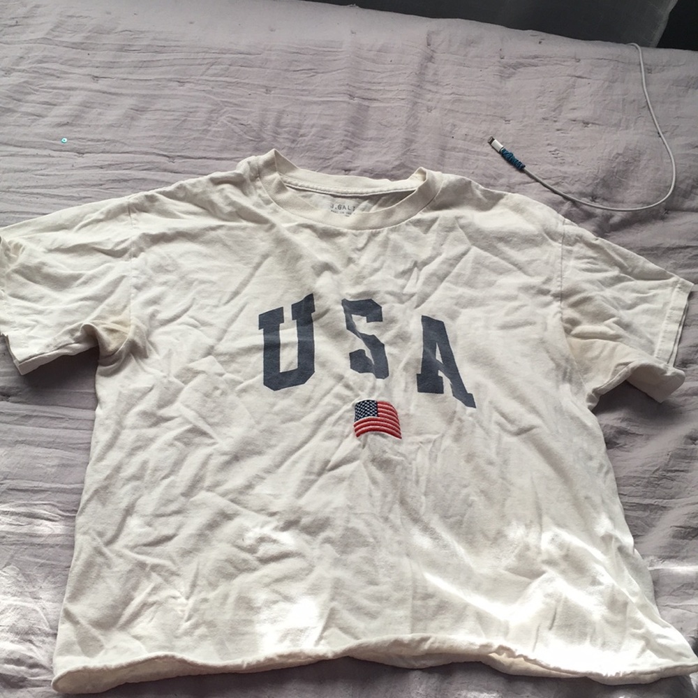 Brandy Melville t shirt